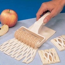 Baking Mold Lattice Roller Pastry Cutter Plastic Pastry Bakery Kitchen Tool