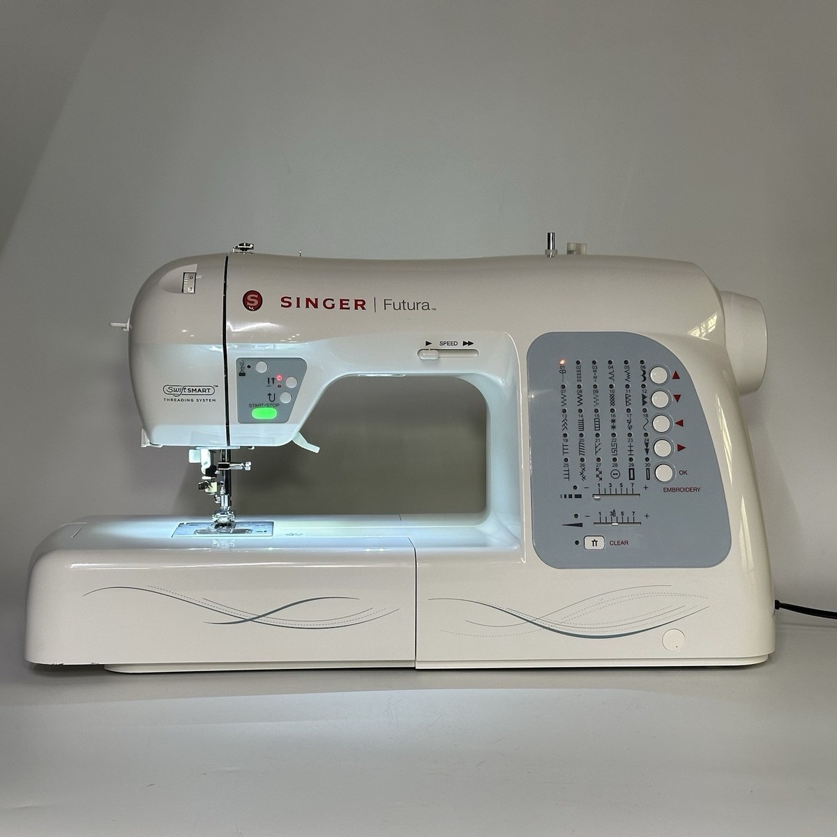 Singer Futura XL-400 Sewing Embroidery Machine WORKS Start/Stop