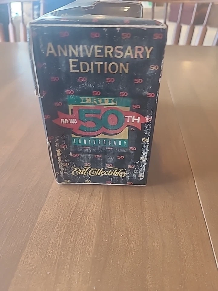 New Ertl 50th Anniversary 1945-1995 Ford Model T Delivery Die Cast Bank B945 - Image 4 of 4