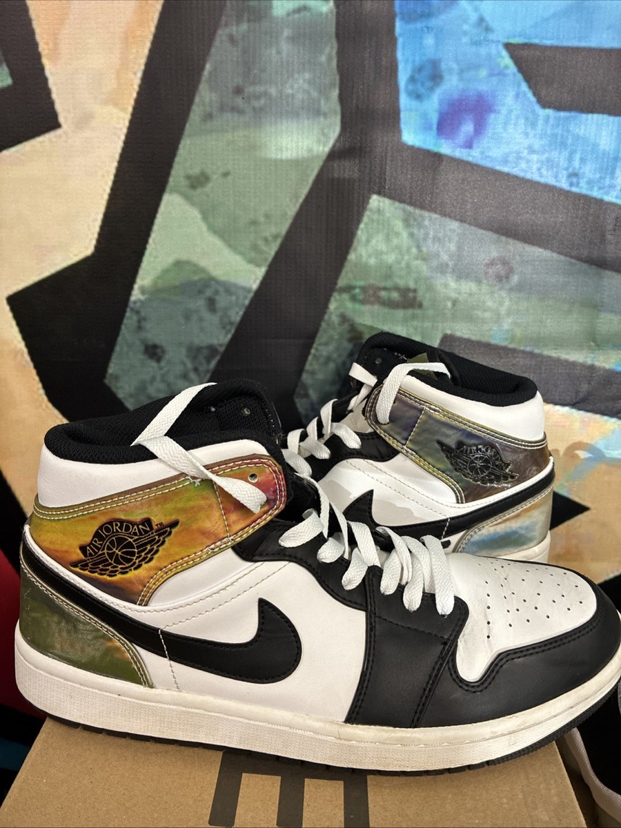 Size 12 - Air Jordan 1 SE Mid Heat Reactive - Color Change for