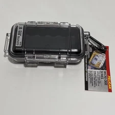 NEW Pelican 1015 Solid Black Micro Case 4.5" x 2.5" With Black Carabiner