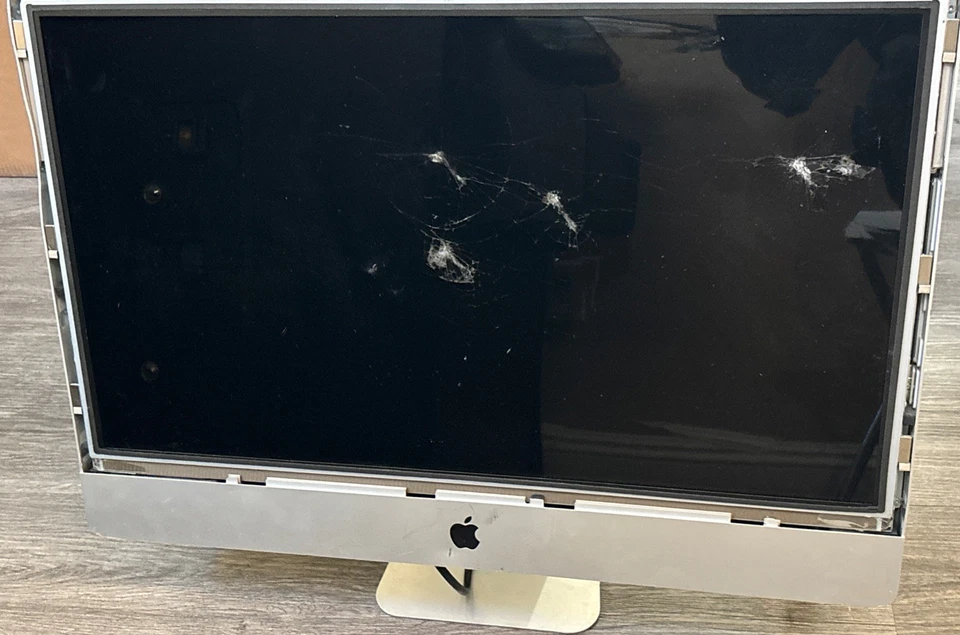 Apple iMac "Core i5" 27" A1312 (EMC 2374) Comes w Cord & Powers On,Screen Broken - Image 2 of 4