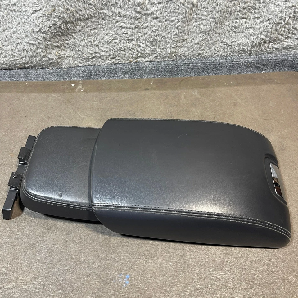 07-15 JAGUAR XK CUERO NEGRO CONSOLA CENTRAL REPOSABRAZOS TAPA SOLO OEM Foto 4 de 4