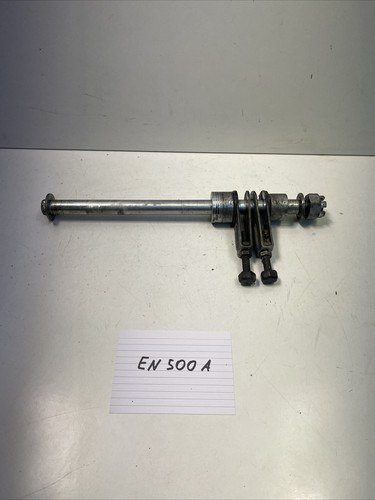 Kawasaki EN 500 A Steckachse Hinten Hinterradachse Kettenspanner