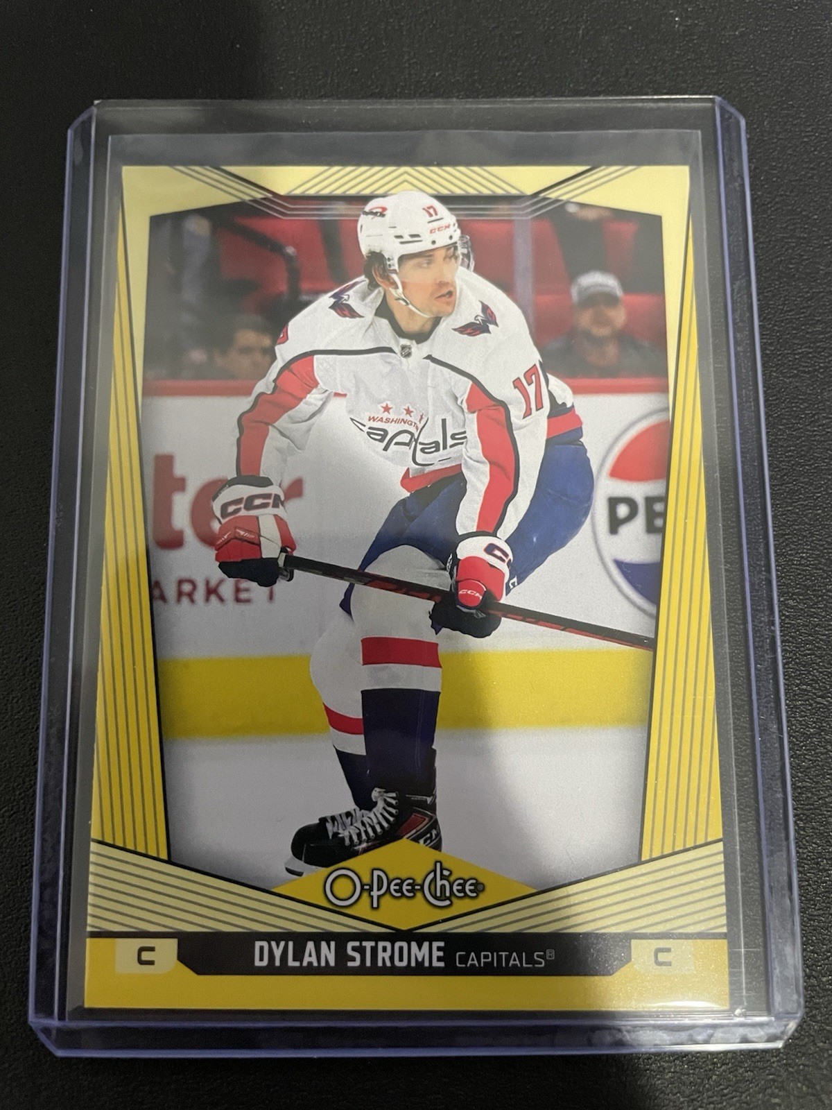O-Pee-Chee 2024-25 Dylan Strome #453 Capitals Yellow Border Hockey Card