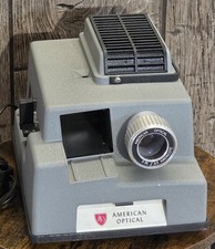 Vintage American Optical Executive 300 Model 5130 Slide Projector w/ Carry Case