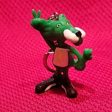 Green PUMA Keychain Hang Tag key chain charm key fob VTG 80sv cat lion cougar