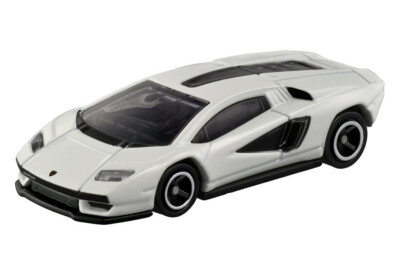 Tomica TO074 Lamborghini Countach LPI 800-4 weiss Maßstab 1:64 Modellauto