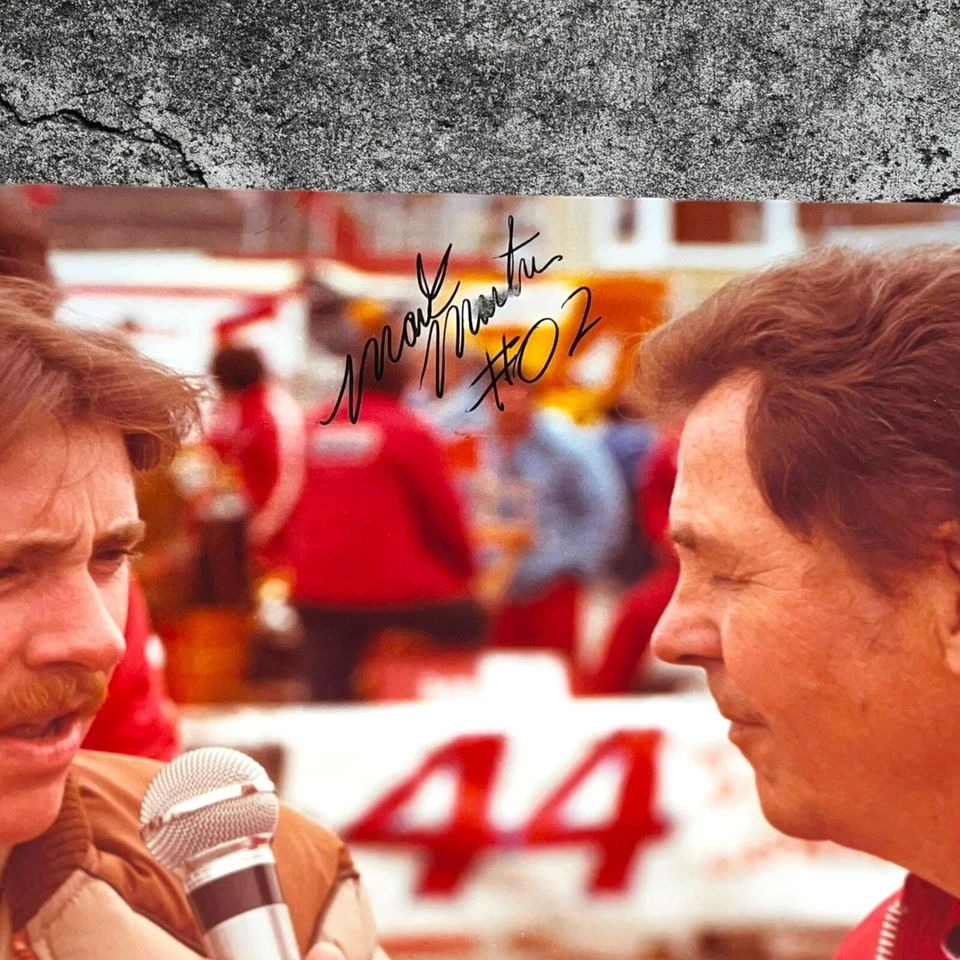 Mark Martin #02 BRISTOL 1982 TAZA WINSTON VINTAGE NASCAR foto autografiada 8x10 Foto 2 de 4