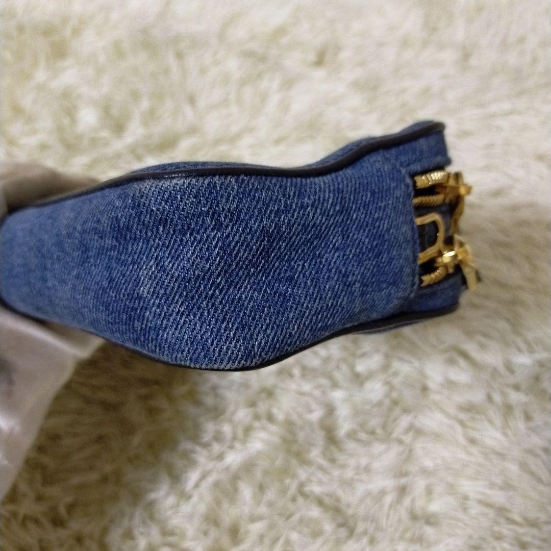 未使用 MIU MIU デニム MMパリス デニム eMIUticons MIU MIU デニム MMパリス デニム eMIUticons
