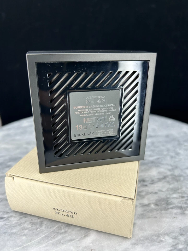 Burberry Cashmere Compact Flawless Soft-Matte Foundation ALMOND NO.43 - 0.4 oz - Image 2 of 4