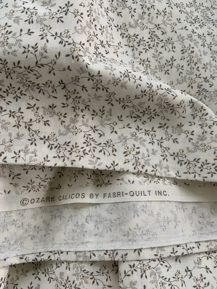 "De colección Ozark Calicos por Fabri-Edredón Tela de Algodón Marrón Hoja Rollo 3 yardas x 45""" Foto 2 de 4