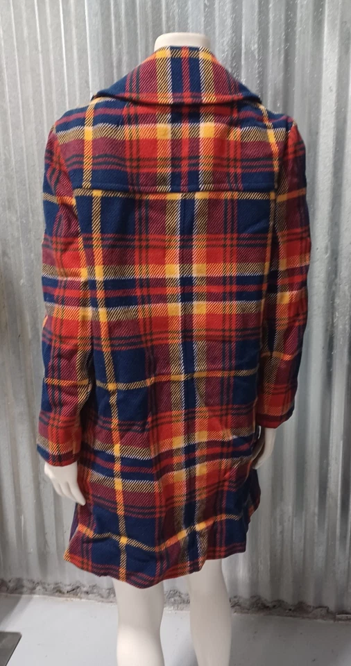 Abrigo de lana Pendleton vintage años 60 a cuadros para damas hecho en Portland Oregon Foto 4 de 4