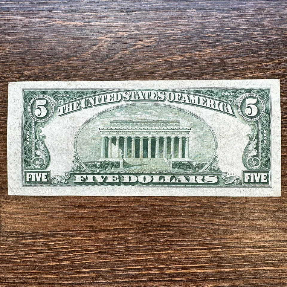 Very Nice Pair of 1953 $5 Dollar Red Seal and 1957 $1 Blue Seal Old Money Notes - Image 3 of 4