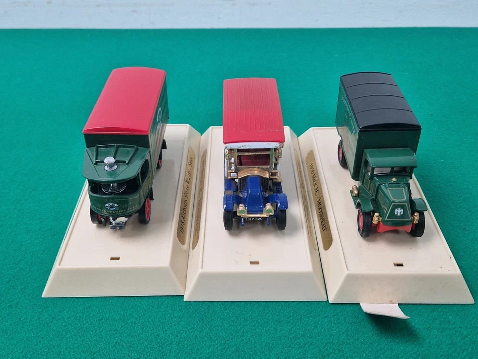 3 x Modelos Matchbox de furgonetas fundidas a presión de antaño Mack Renault Atkinson Foto 2 de 4