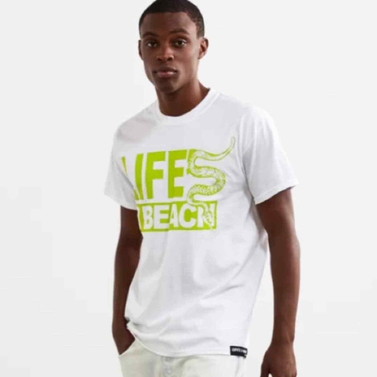 NWT Life's A Beach Short Sleeve Tee Sz Small in Black and NWT Life's A Beach Short Sleeve Tee Sz Small in Black and