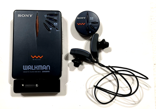 SONY WM-WE01 walkman cassette player Made in Japan WIRELESS Dolby GROOVE WORKING - Picture 2 of 16