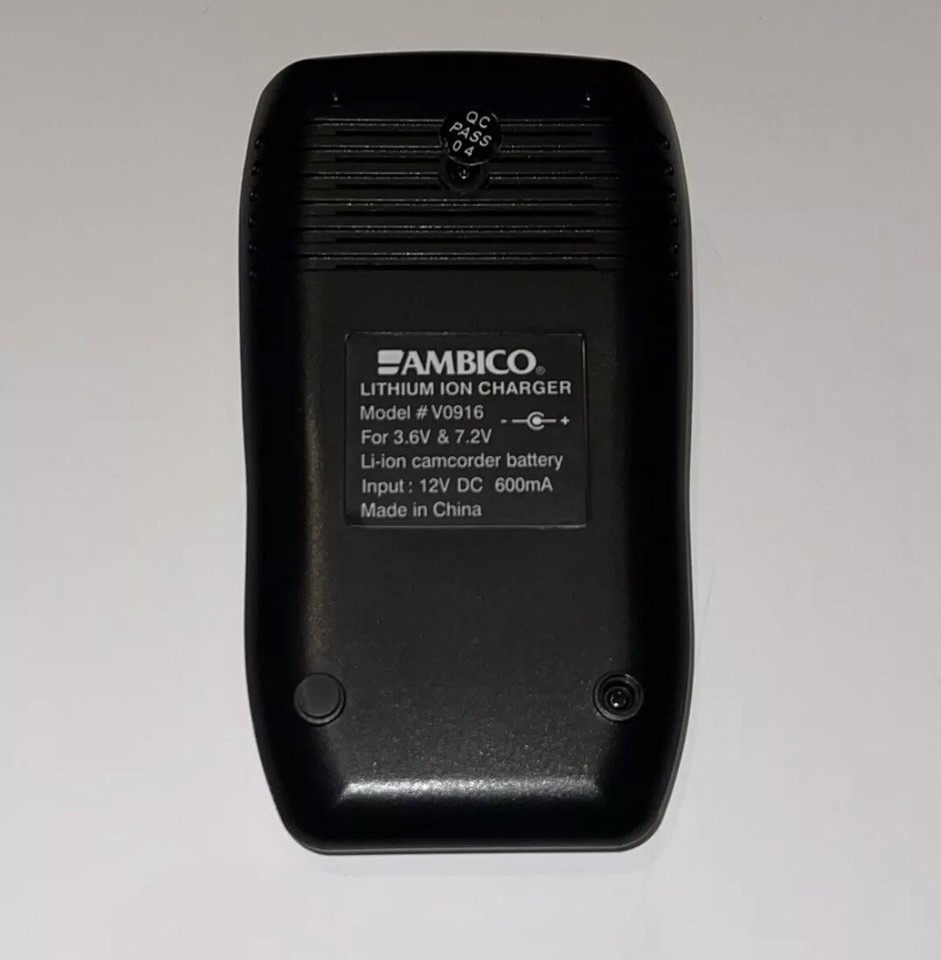 AMBICO Lithium Ion Universal Liion Camcorder Battery Charger (V0916
