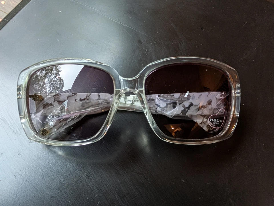 NUEVO Gafas de sol Bebe “Free Spirited” BB7087 – Cristal/Gris Degradado Foto 3 de 4