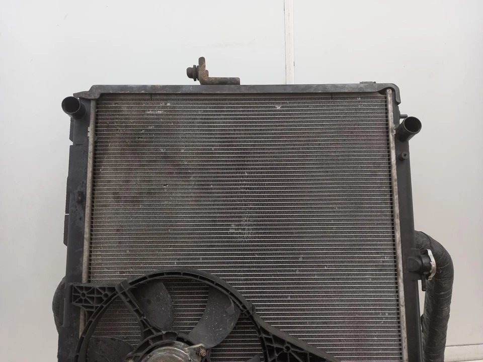 NISSAN NAVARA Radiator 2005-2015 2.5L YD25DDTi   - Image 3 of 4