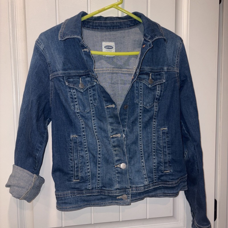 Old Navy Woman’s Medium Classic denim Blue Jean Jacket