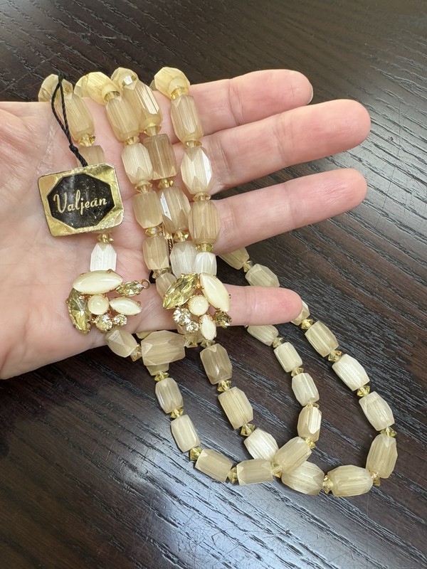 RARE VTG BEAUTIFUL VALJEAN 2 Strand Glass NECKLACE w AB Spacers & Crystal Clasp