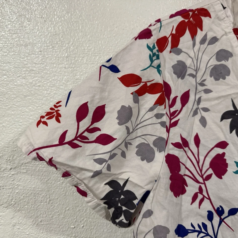 ICU By Barco Scrub Top Medium V-Neck Floral Leaf Print Nurse Uniform - Image 4 of 4