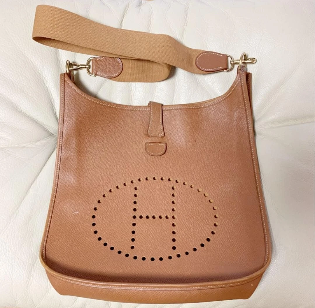 Hermes Evelyn 1 GM Shoulder Bag Color Gold