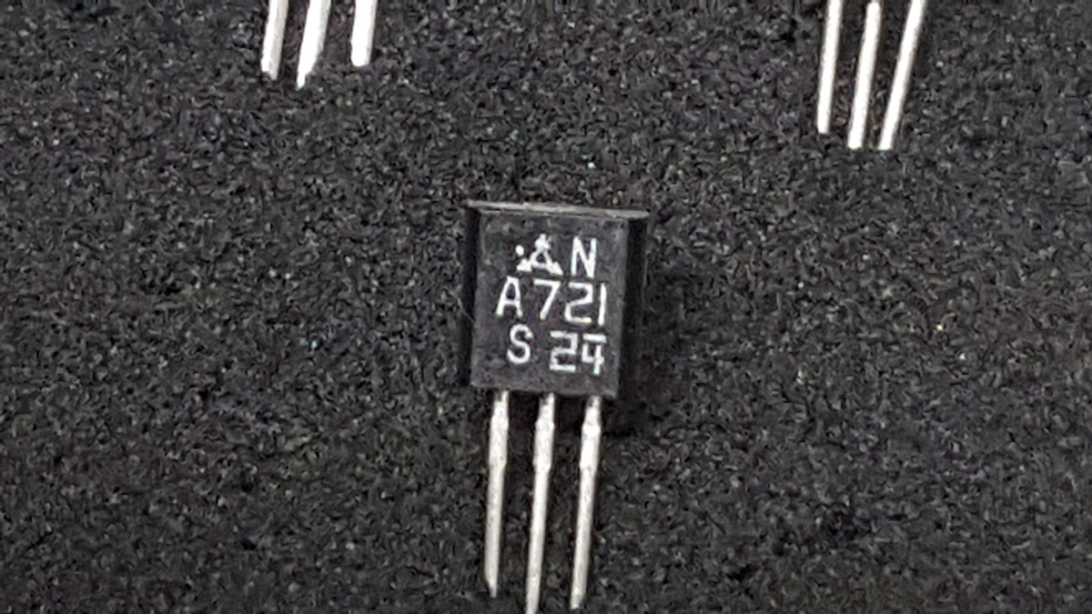 2SA495 A495 Toshiba PNP Silicon Small Signal Transistor SI - NOS 
