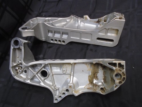 2004 HONDA BF40A STERN BRACKETS 50301-ZW4-H10ZA 50311-ZW4-H11ZA MOTOR OUTBOARD - Foto 7 di 8