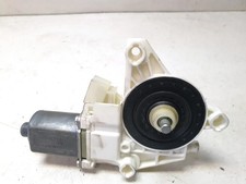 MERCEDES-BENZ M W166 Fensterhebermotor vorne rechts A1669060301 3.00 33741721