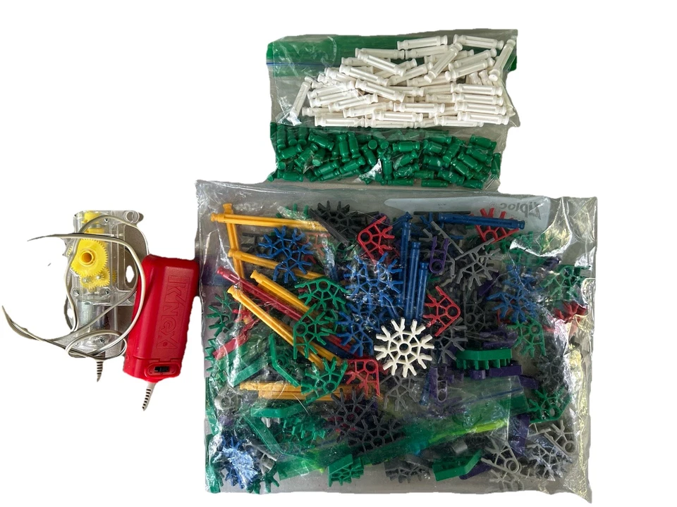 K'NEX Beasts Alive Stompz Dinosaur Building Set # 34485 Plus 200+ Extra Pieces - Image 4 of 4