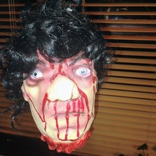 Gory Halloween Props Life Size Walking Dead Zombie Rotting Corpse Severed Head