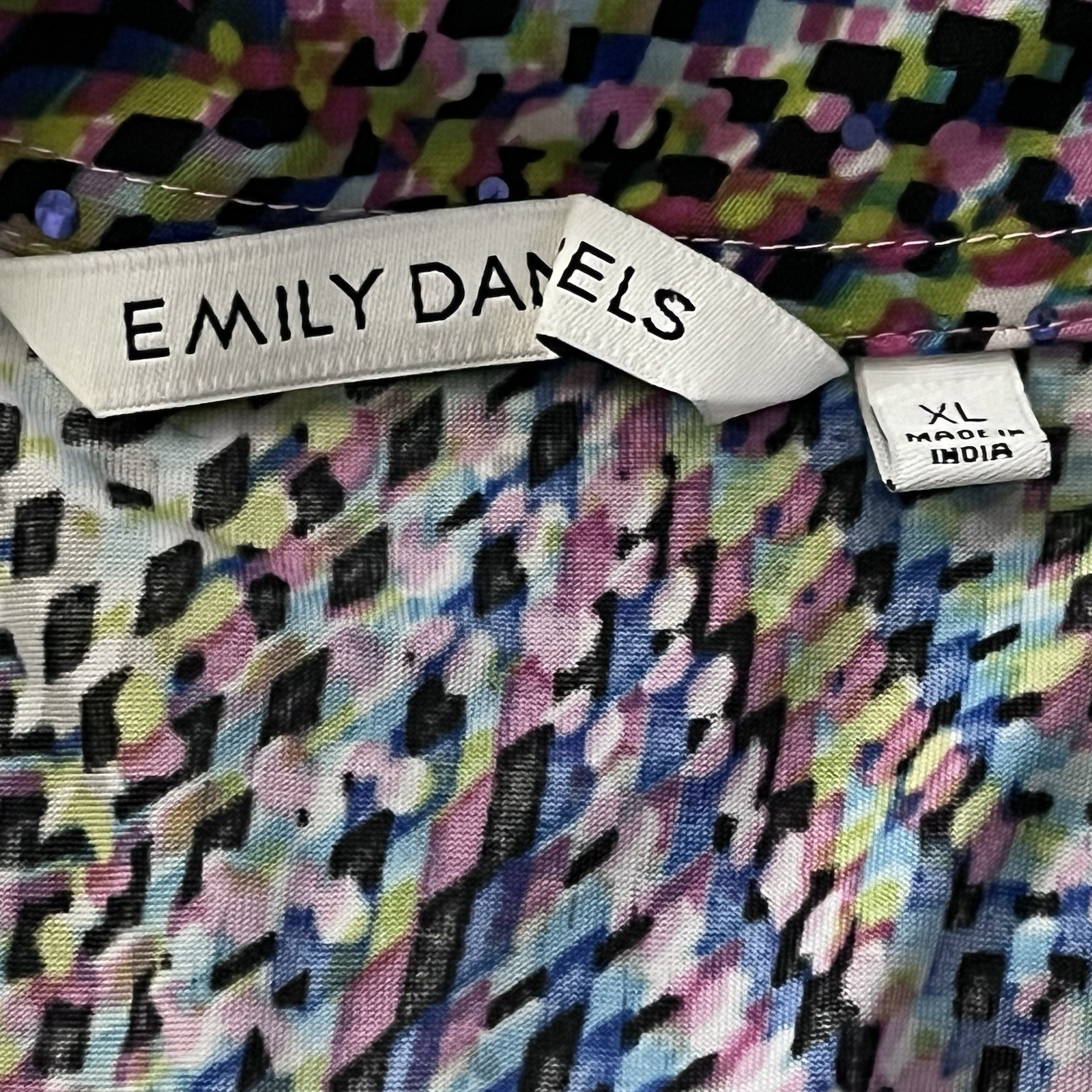 Multicolor Chevron Zigzag Tunic Blouse Button Fro… - image 5