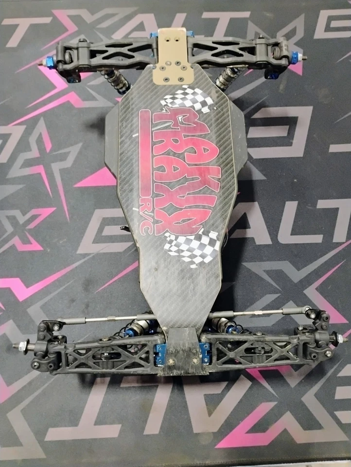 Team Associated T6.1 1/10 2wd Stadium Truck w/ Servo ESC Motor - Image 3 of 4