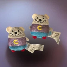 Chuck E Cheese Cutie Beans Glitters Blind 2.5" Plush Sold Separately