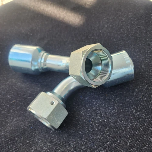 13771-20-16 1" to 1 1/4" 45° Female JIC 37° Swivel, J Series