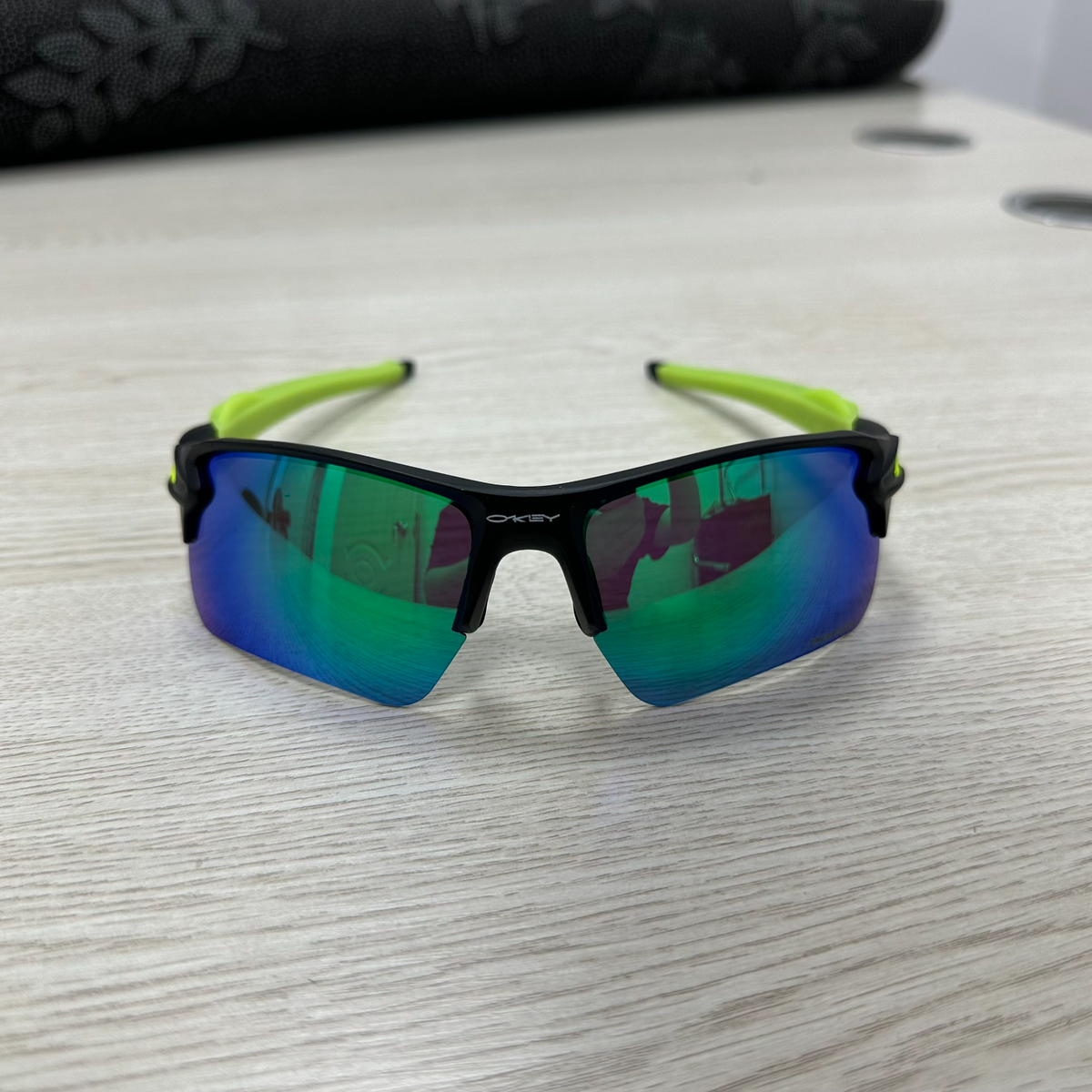 Oakley Flak 2.0 XL OO9188 Sunglasses Black Frame Prizm Green Lens