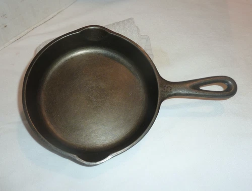 Wagner Ware Sidney O #3 Cast Iron Skillet Restored