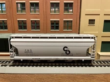 Atlas HO  20001139 Chesapeake & Ohio ACF 3560 Covered Hopper #601325 in HO