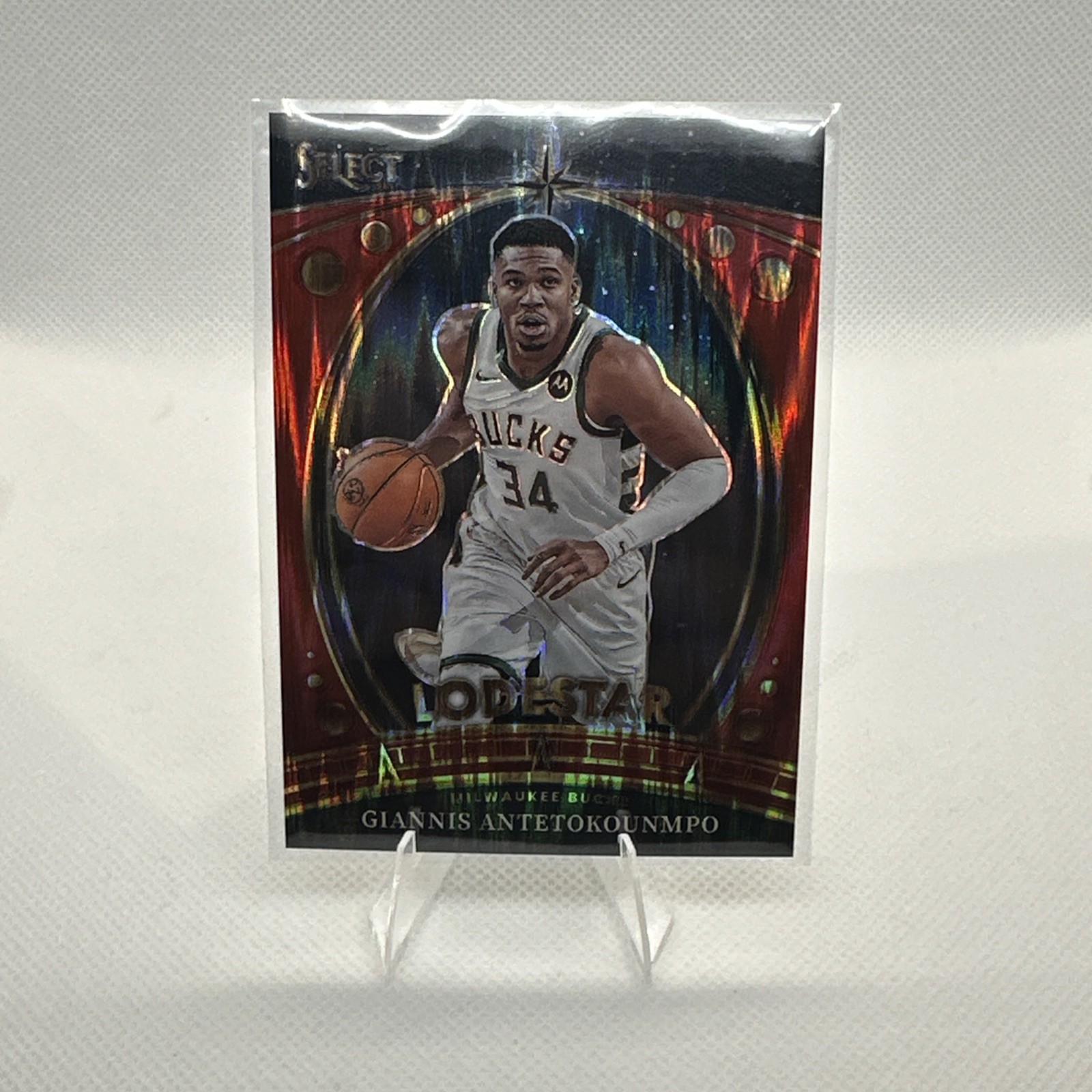 2023-24 Panini Select #2 Giannis Antetokounmpo Lodestar Red Flash 22/99 Bucks