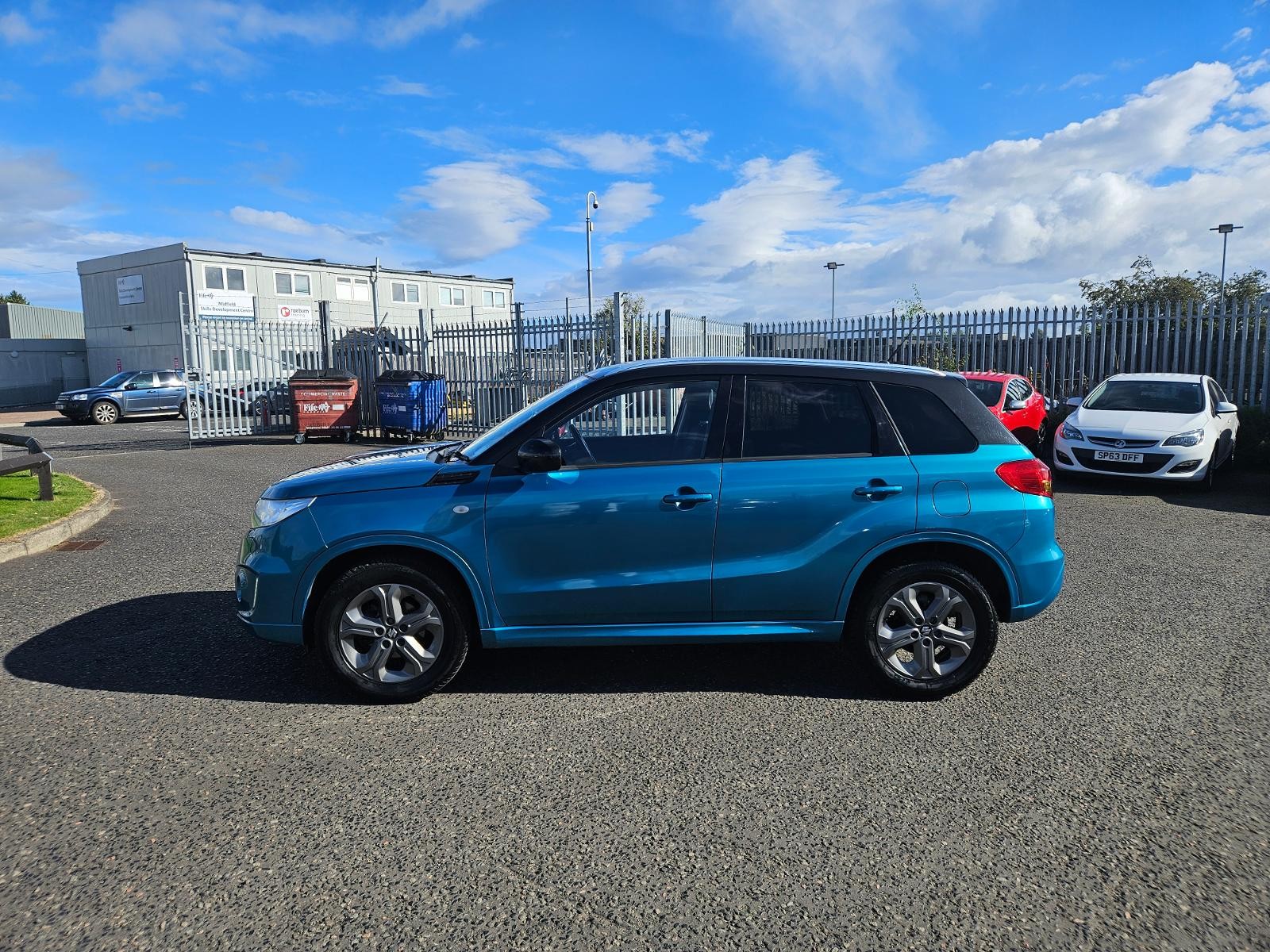 2016 Suzuki Vitara, photograph 5