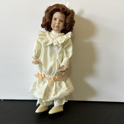 Ashton Drake Good Little Girl With A Curl Dianna Effner Porcelain Doll