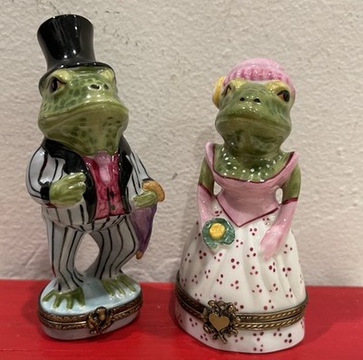 Rochard Limoges Peint Main Exclusive Pair Trinket Boxes Mr. & Mrs. Frog / Toad