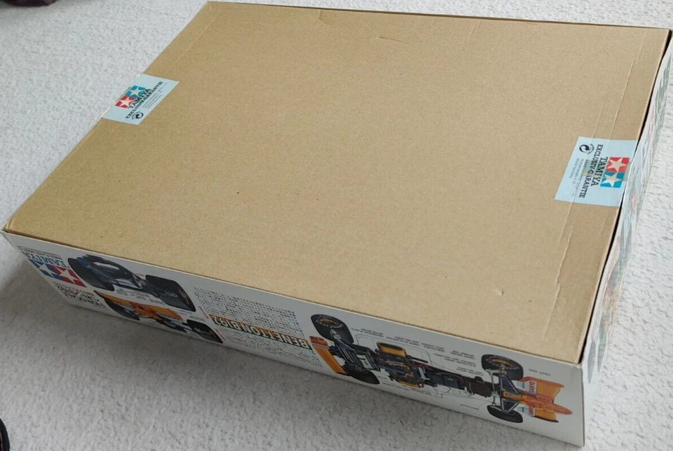 TAMIYA BENETTON B192 MICHAEL SCHUMACHER - 1/10th Scale High Performance R/C CAR - Bild 3 von 4