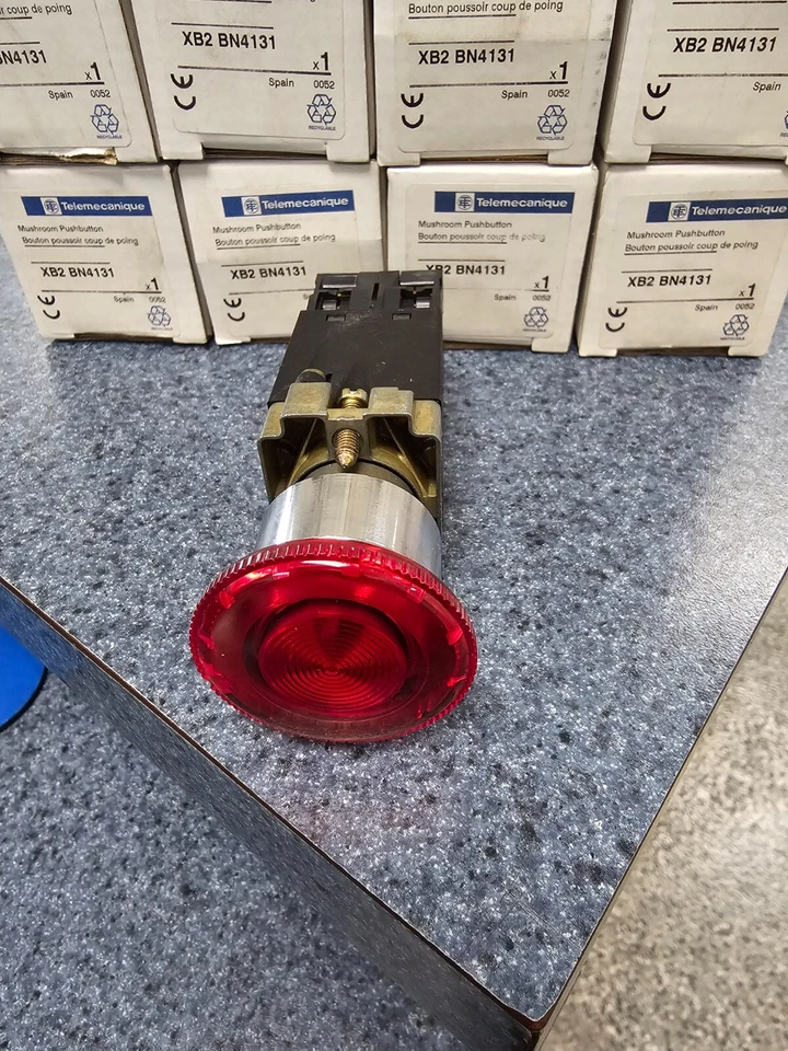 Botão XB2BN4131 por TELEMECANIQUE - Imagem 3 de 4