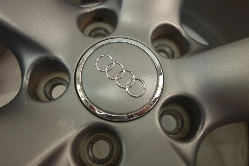 Audi A5 8TA S Line Rotor Alufelge Felge 9Jx19 ET33 245 45 R19 102Y 8T0601025CD 2 - Bild 4 von 4