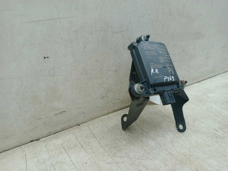 TOYOTA PRIUS RADAR SENSOR REAR RIGHT 8816247040 MK4 2019 - 2021 - Image 3 of 4