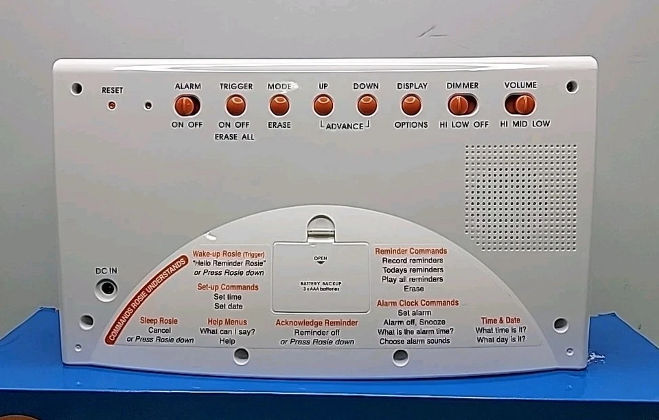 Rosie 2 Stress Free Pill Reminder Day Clock | Voice Activated - No Wifi Required - Image 3 of 4