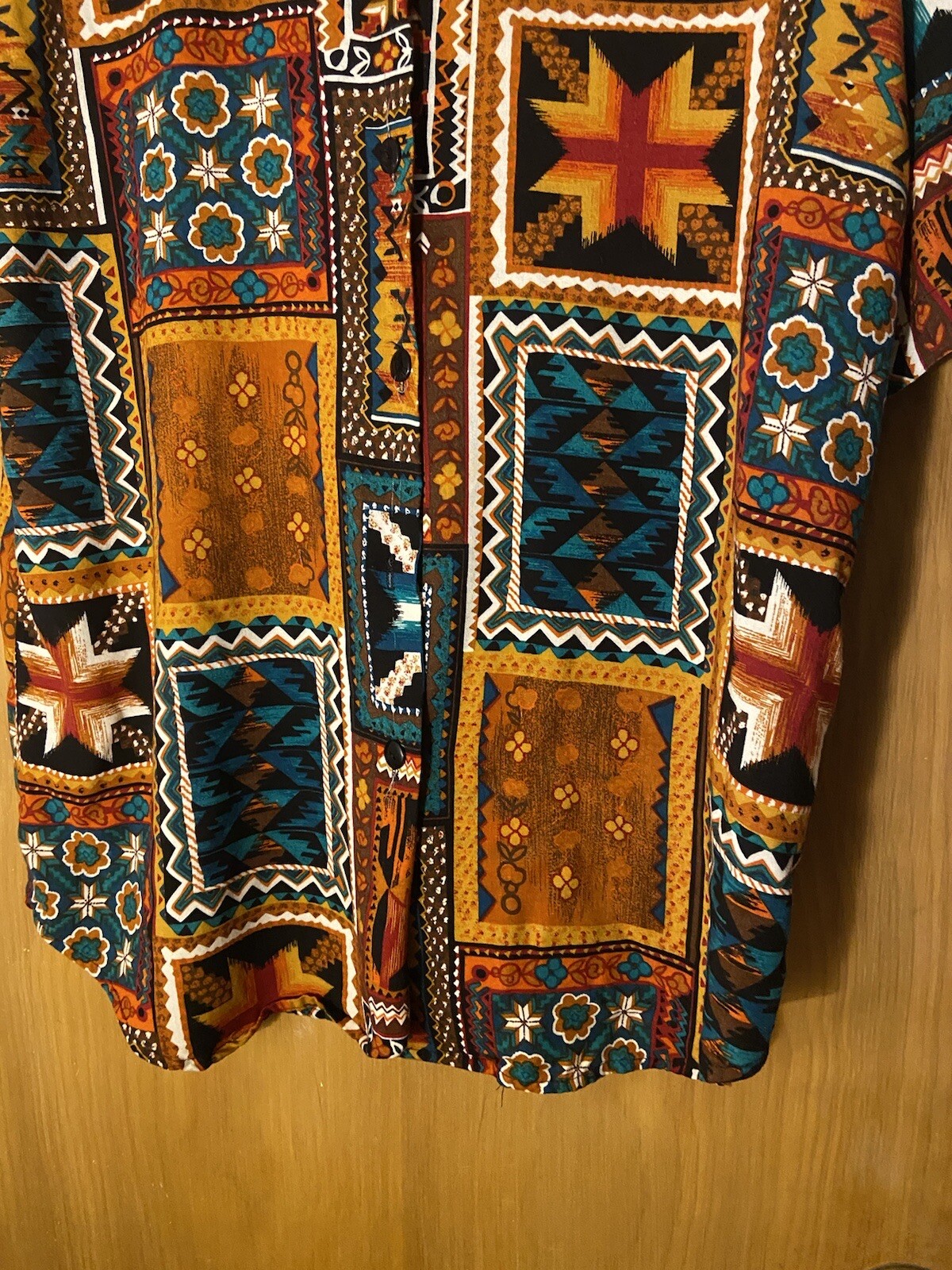 Abstract Aztec Southwestern Pattern Colorful Butt… - image 6